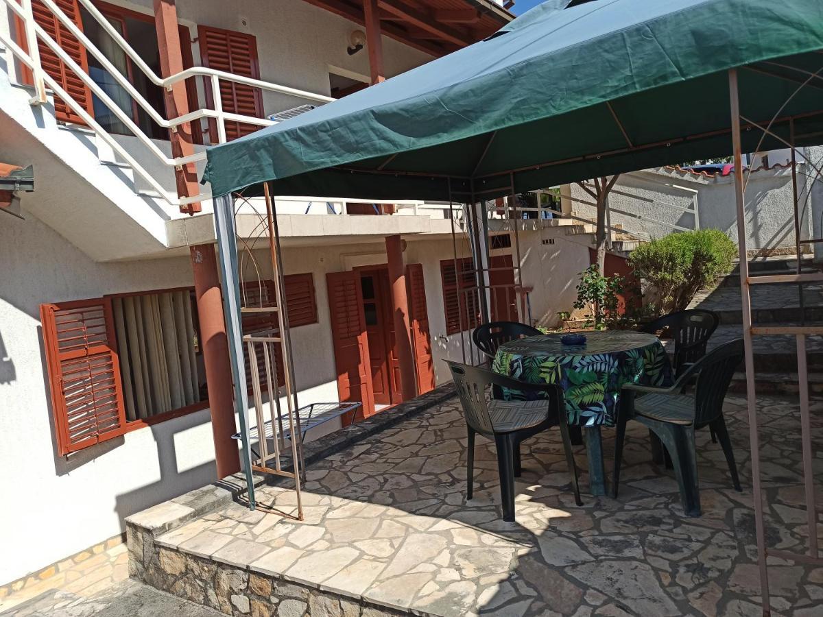 Apartments Kornati Ždrelac 외부 사진