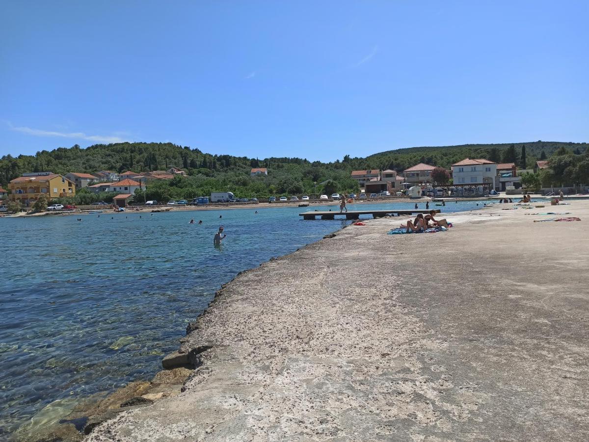 Apartments Kornati Ždrelac 외부 사진
